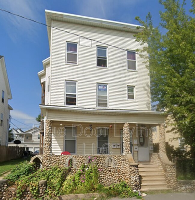 354 Dubuque St 354 Dubuque St Manchester NH 03102 Apartment Finder