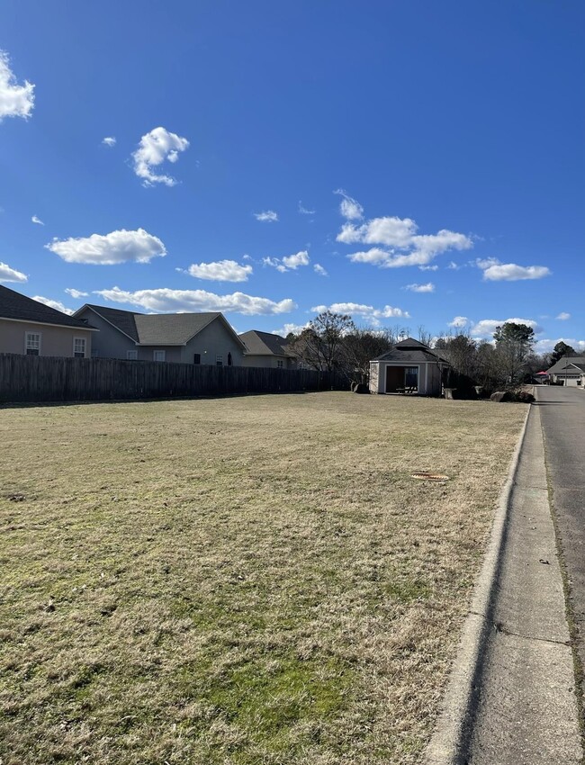 Building Photo - 169 Southern Charm Loop