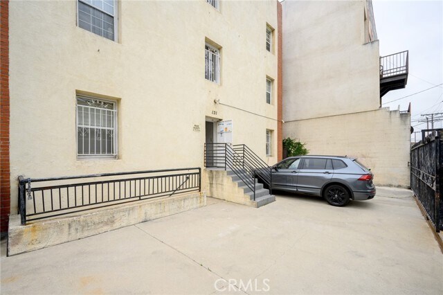 Building Photo - 131 S Jackson St