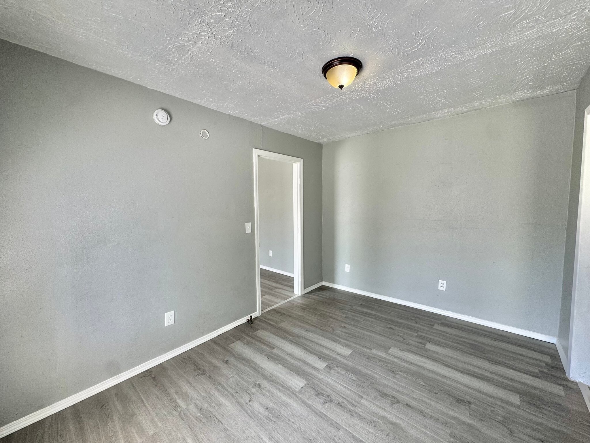 Building Photo - 1501 SW 30th St