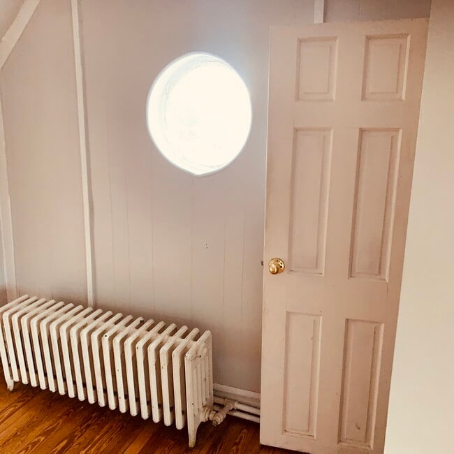 Building Photo - 2900 Enoch Ave