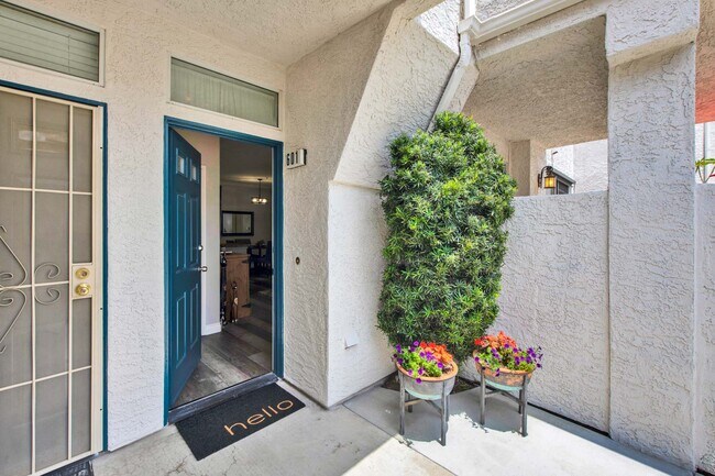 Building Photo - 13133 Le Parc