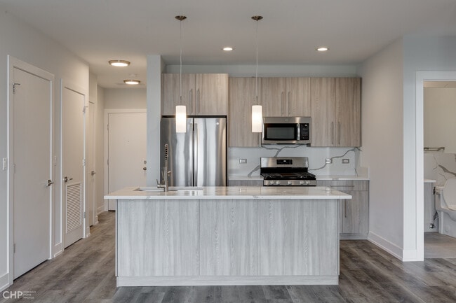 Building Photo - 2942 W North Ave