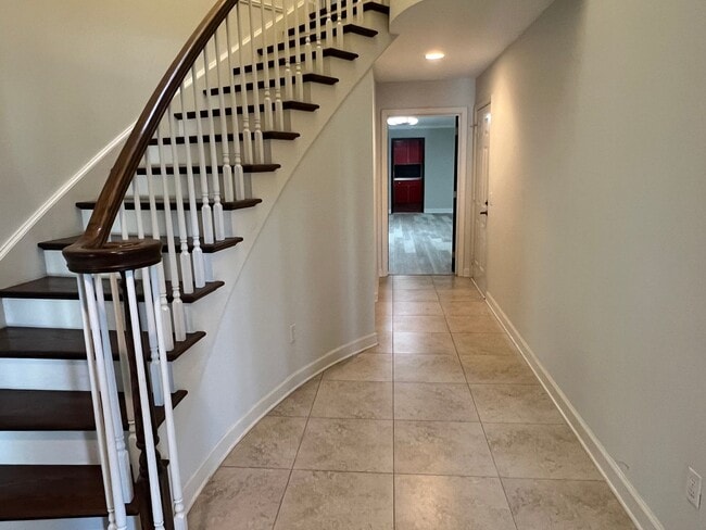 Building Photo - Spacious Updated Home in Windmill Harbour!