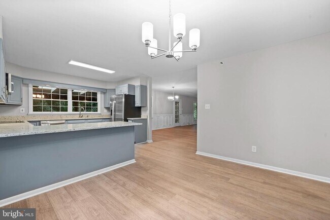 Building Photo - 7795 Penn Manor Ct