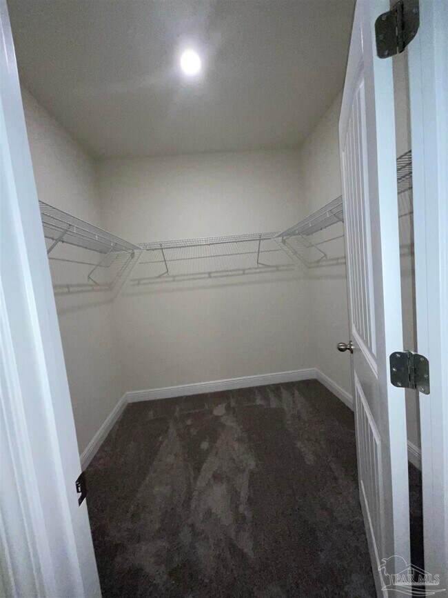 Building Photo - 5065 Peach Dr