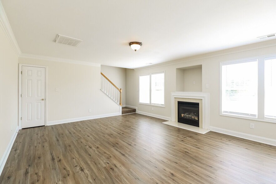 Building Photo - 13515 Stones Landing St