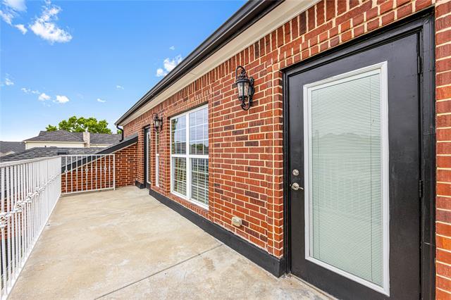 Building Photo - 5602 Willowbrook Dr