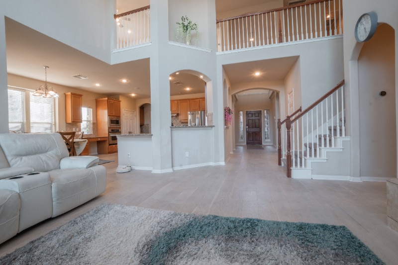 Building Photo - 917 Cavalry Ride Trail