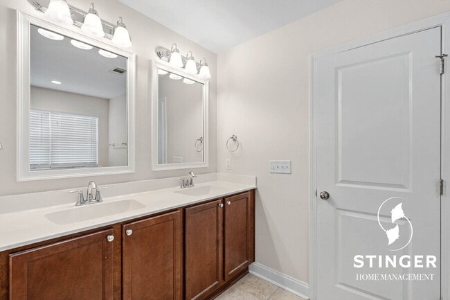 Building Photo - 1216 Hearthstone Dr