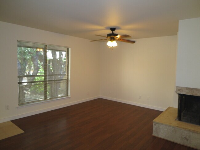 Building Photo - 201-E Eden at Avondale