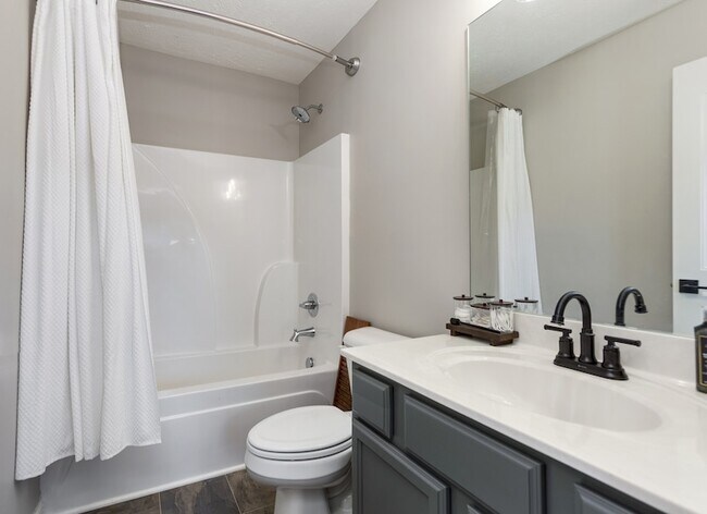 Building Photo - 774 Bradburn Village Way