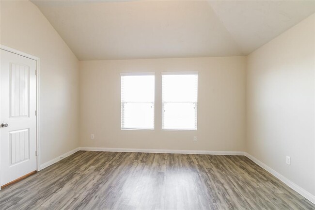 Building Photo - 57 Santa Barbara Dr