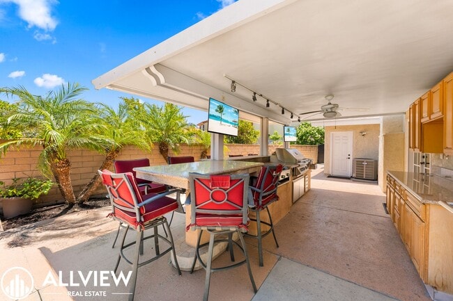 Building Photo - Resort-Style Single-Story Pool Home on a Cul-de-Sac in Laguna Hills!