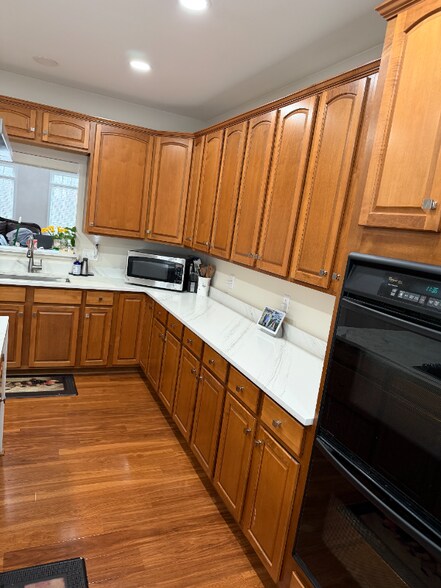 Building Photo - 5447 Serviceberry St