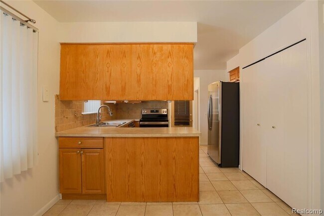 Building Photo - 20720 Meier Rd