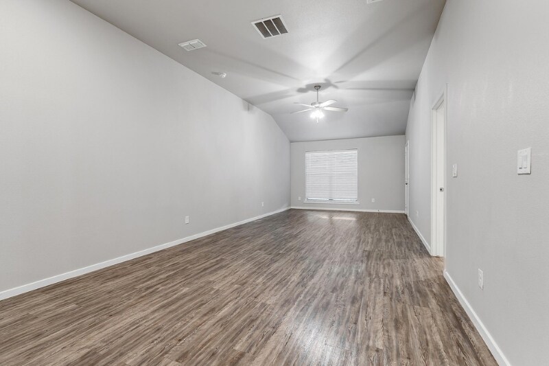 Building Photo - 2120 N Avenue J