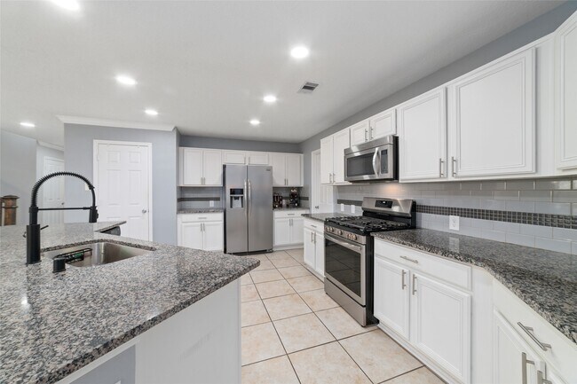 Building Photo - 21482 Biscayne Valley Ln