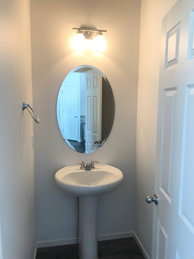 Building Photo - New Home Located In Stead