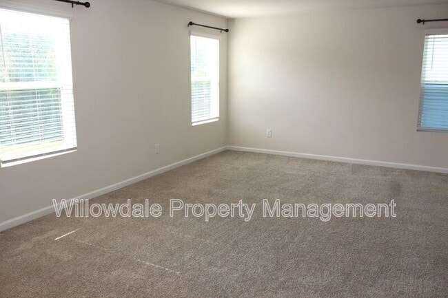Building Photo - 1139 Chestnut Bluff Run