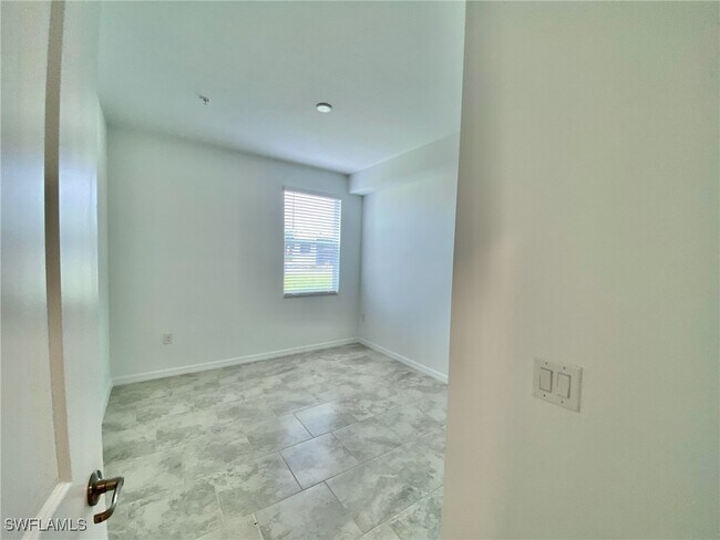 Building Photo - 6015 Ellerston Wy