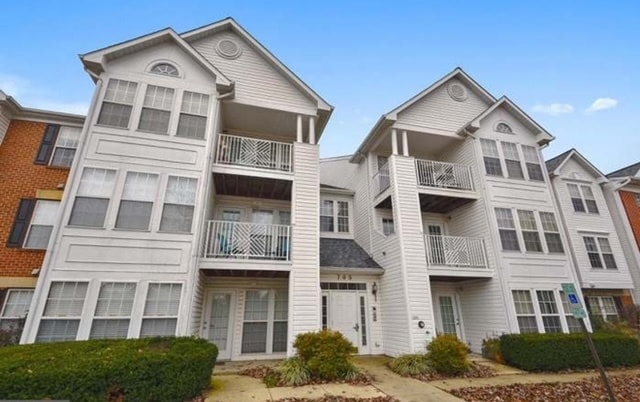 24 hour secure building - 705 Harvest Run Dr