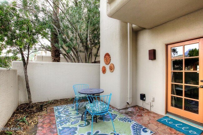 Building Photo - 6218 N 30th Pl