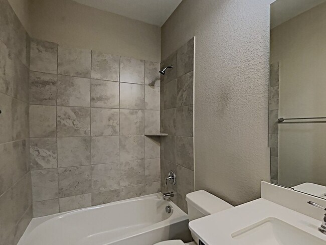 Building Photo - 1004 Indian Grass Ln