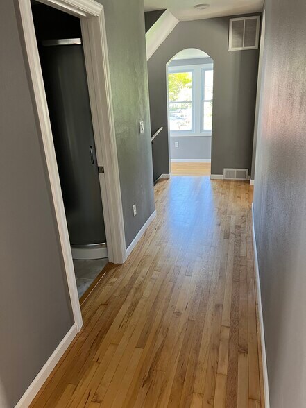 Hallway - 1124 Emerald St