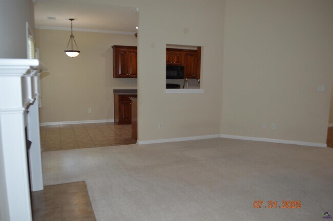 Building Photo - 206 Arelia Dr
