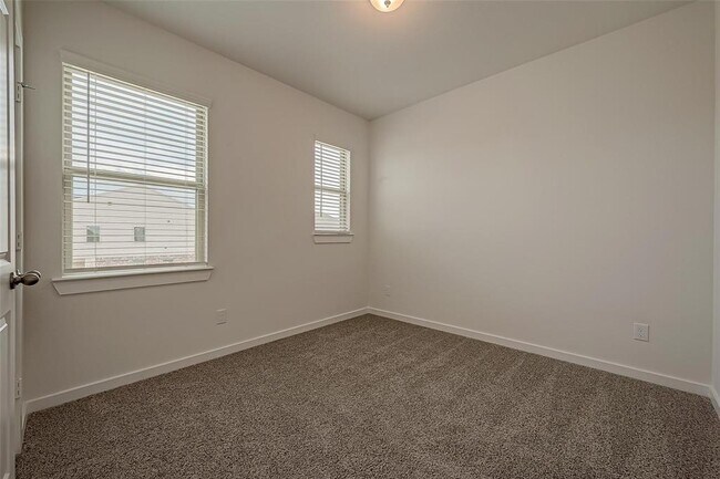 Building Photo - 17110 Pentland Hls Wy