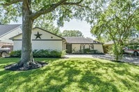 Building Photo - 22203 Fincastle Dr