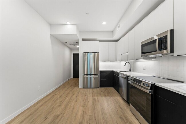 Building Photo - 24-28 Mt Pleasant St