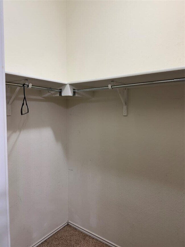 Building Photo - 14709 Fairland Drive