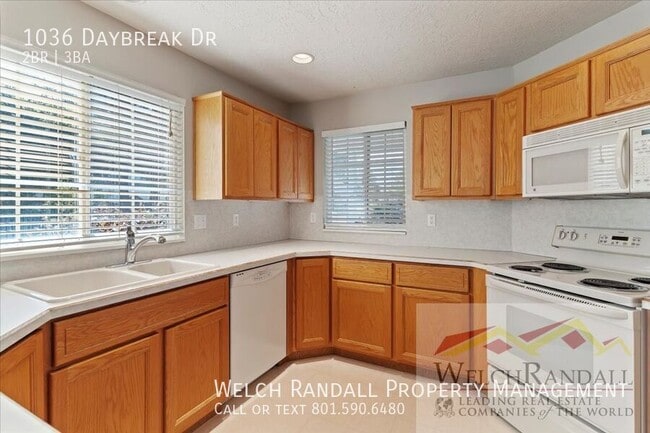 Building Photo - 1036 Daybreak Dr