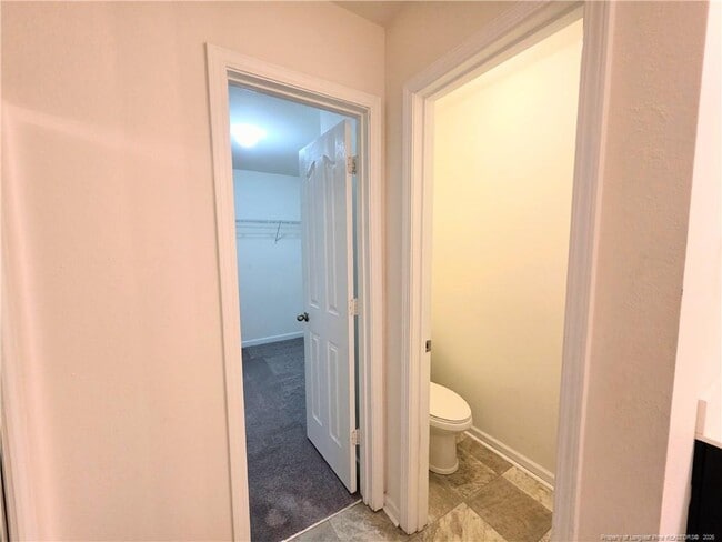 Building Photo - 331 Botanical Ct