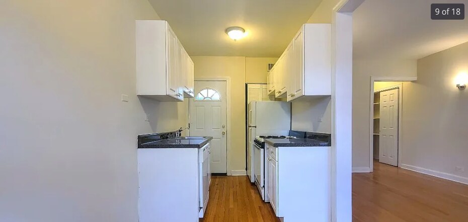 Building Photo - 2952 N Seminary Ave