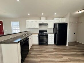 Building Photo - 11409 Betsy Way