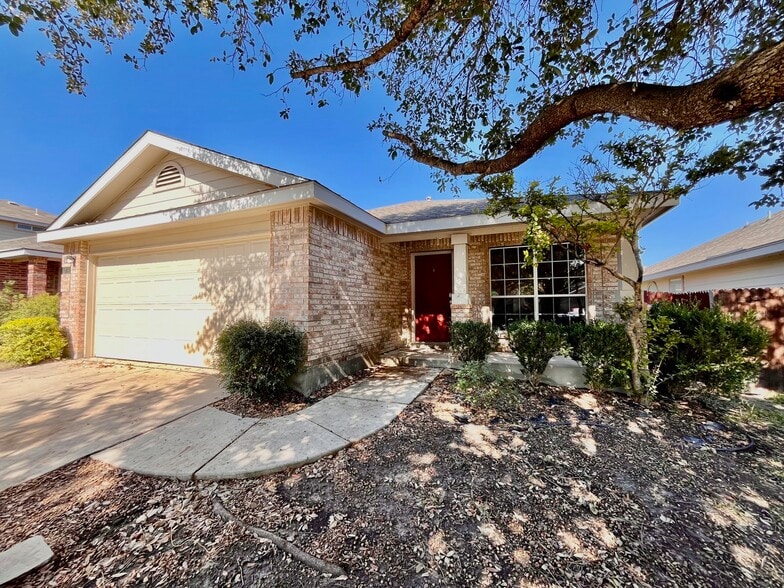 Building Photo - 10731 Pony Mesa