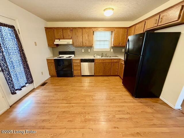 Building Photo - 600 Ewing Ln