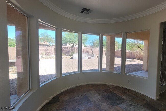 Building Photo - 9338 Wilderness Glen Ave