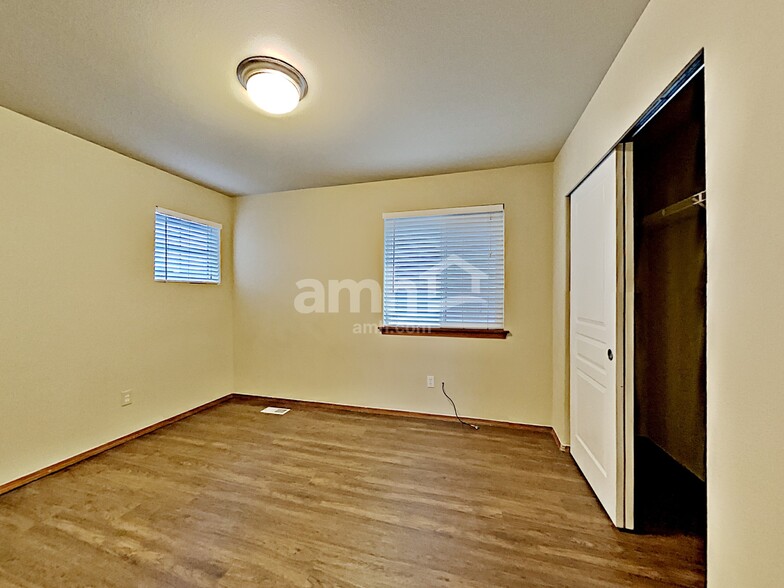 Building Photo - 9202 175th Street Ct E