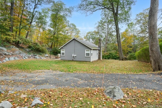 Building Photo - 14 Sylvan Dr