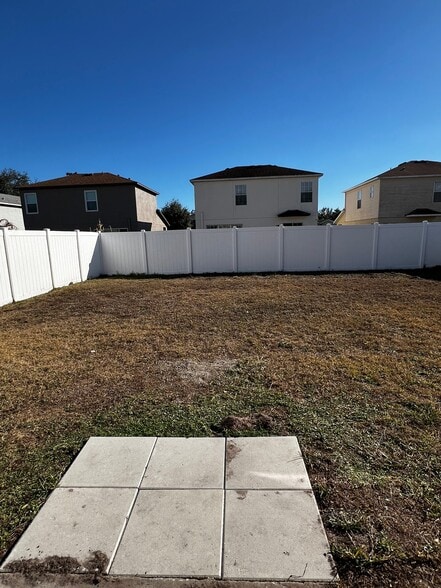 Building Photo - 18916 Randall Pl