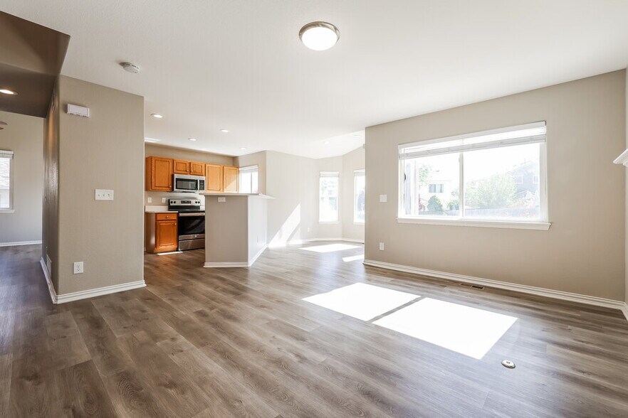 Building Photo - 2876 S Tower Way