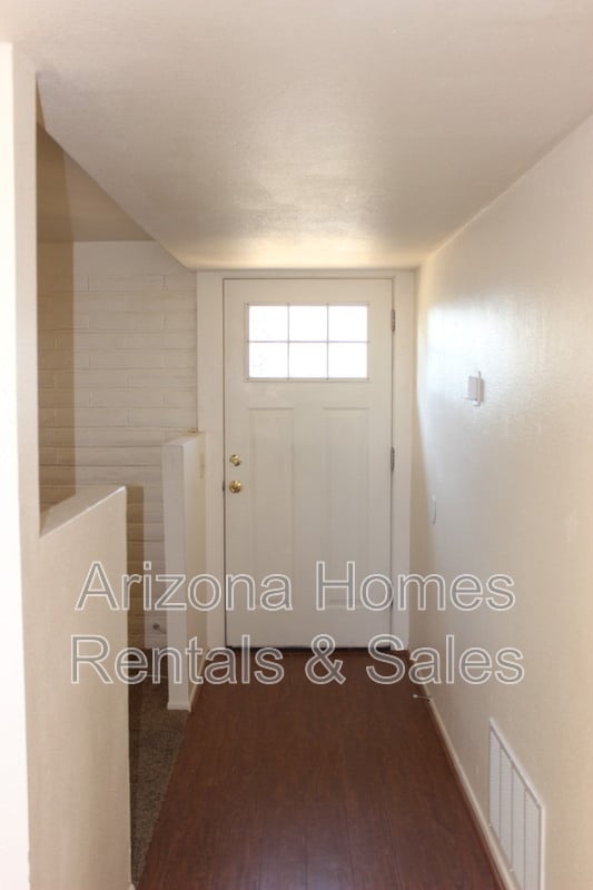 Building Photo - 8240 E 18th St