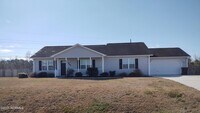 Building Photo - 200 Bobwhite Rd
