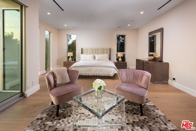 Building Photo - 721 N Spaulding Ave