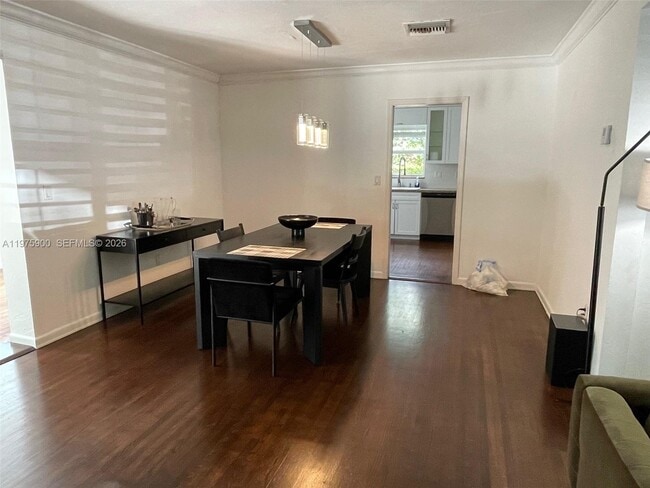 Building Photo - 1420 Baracoa Ave