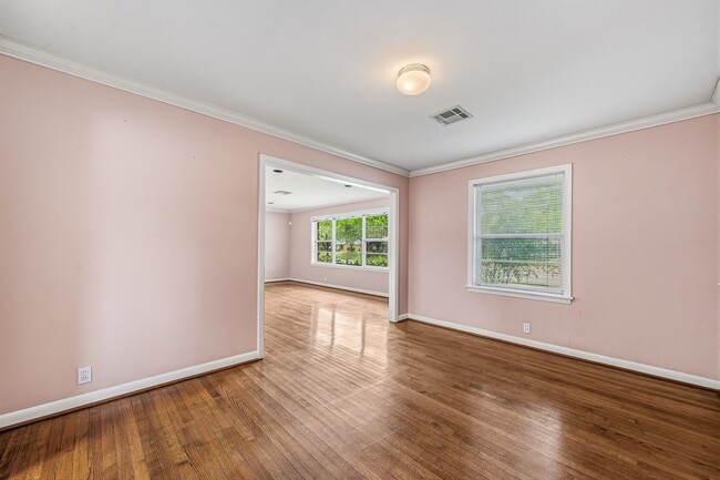 Building Photo - 4501 Willowbend Blvd